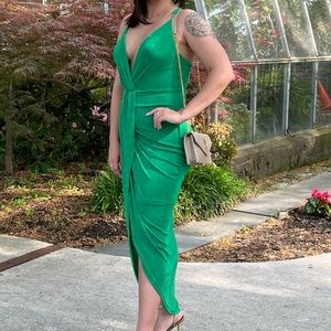 Lulus green midi dress - Small